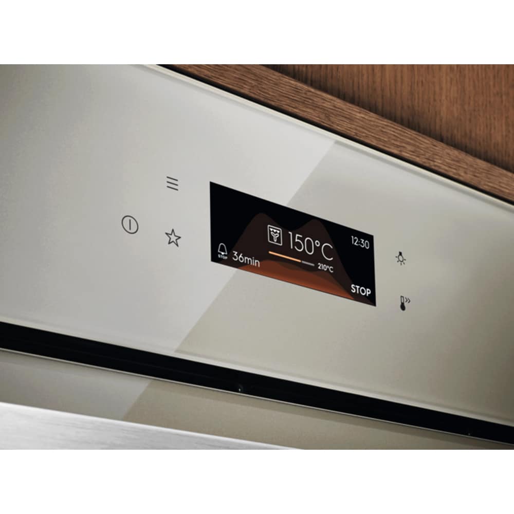 Cuptor incorporabil ELECTROLUX LOE8F38S, Electric, Autocuratare catalitica, 72 l, Clasa A+, crem