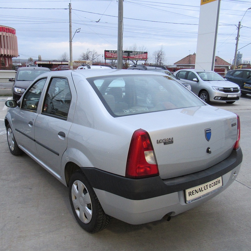 Dacia Logan 1.6 MPI 90 CP, gri