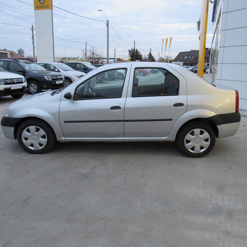 Dacia Logan 1.6 MPI 90 CP, gri