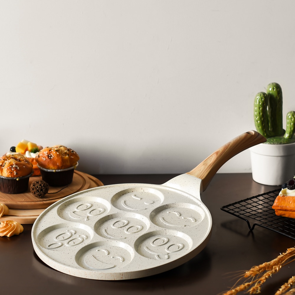 Tigaie clatite MYRIA MC4072, 26 cm, aluminiu, 7 forme emoji, bej