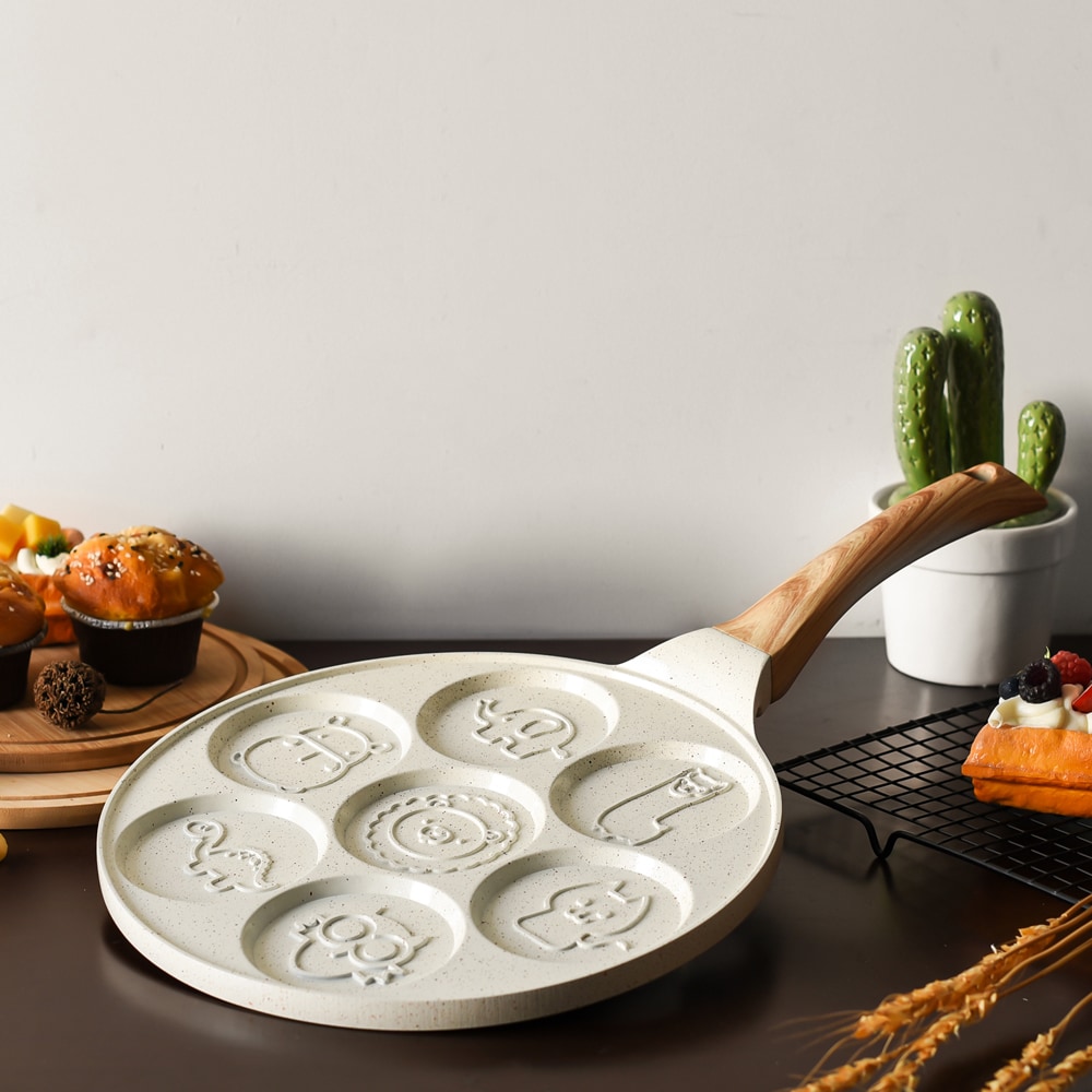 Tigaie clatite MYRIA MC4073, aluminiu, 26cm, 7 forme animalute, bej