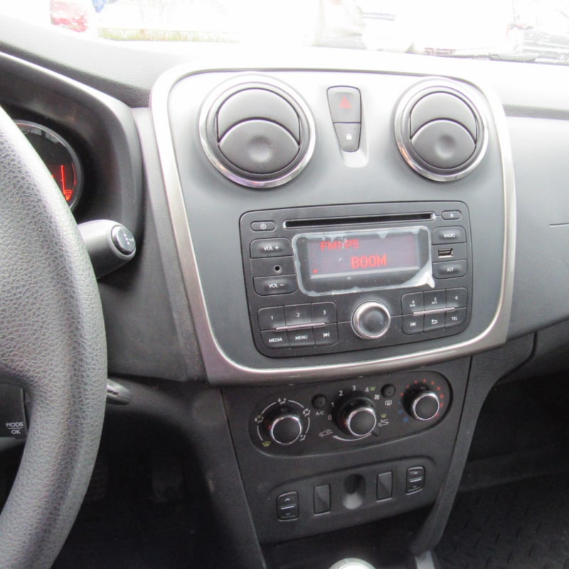 Dacia Logan MCV Laureate 1.5 dci 75 cp K825236