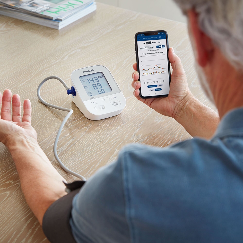 Tensiometru de brat OMRON X4 Smart HEM-7155T-ESL, alb