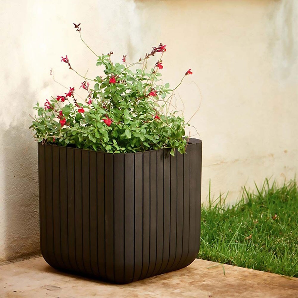 Ghiveci flori KETER Cube, polipropilena, 29.7 x 29.7 x 29.5 cm, maro