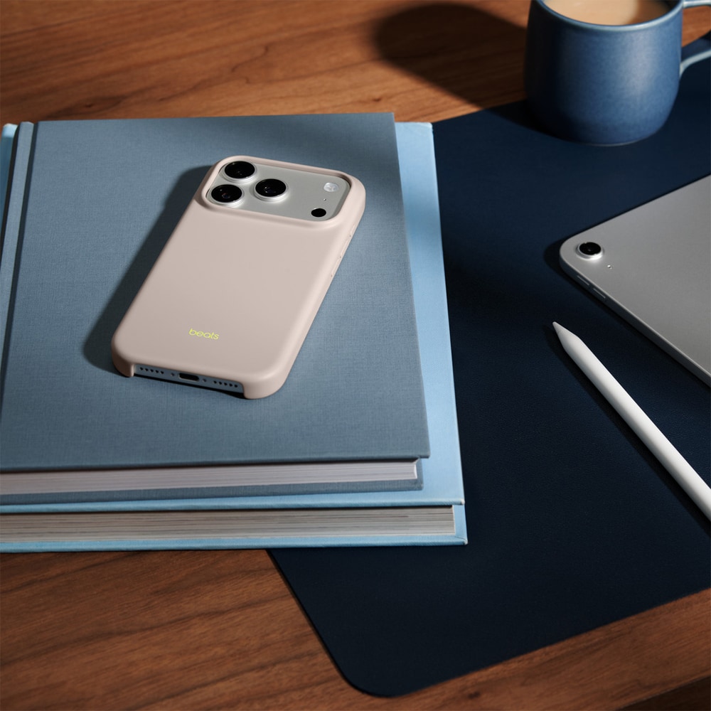 Husa telefon BEATS iPhone 17 Pro Case cu MagSafe - Lime Stone, MGKE4LL/A