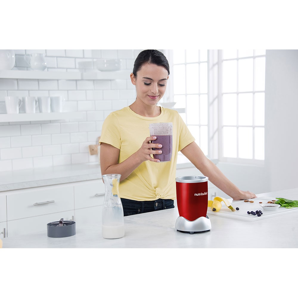 Blender NUTRIBULLET Original NB606R, 0.7l, 1 treapta viteza, 600W, rosu-argintiu Blender NUTRIBULLET Original NB606R, 0.7l, 1 treapta viteza, 600W, rosu-argintiu