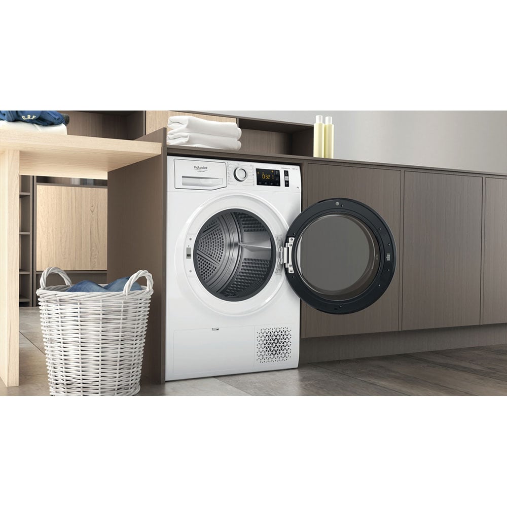 Uscator de rufe HOTPOINT NT M11 82SK EU, Pompa de caldura, 8 kg, 15 programe, Clasa E, alb