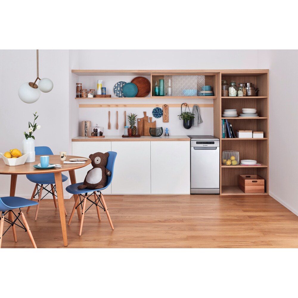 Masina de spalat vase independenta INDESIT DSFO 3T224 C S, 10 seturi, 9 programe, 45 cm, Clasa E, argintiu