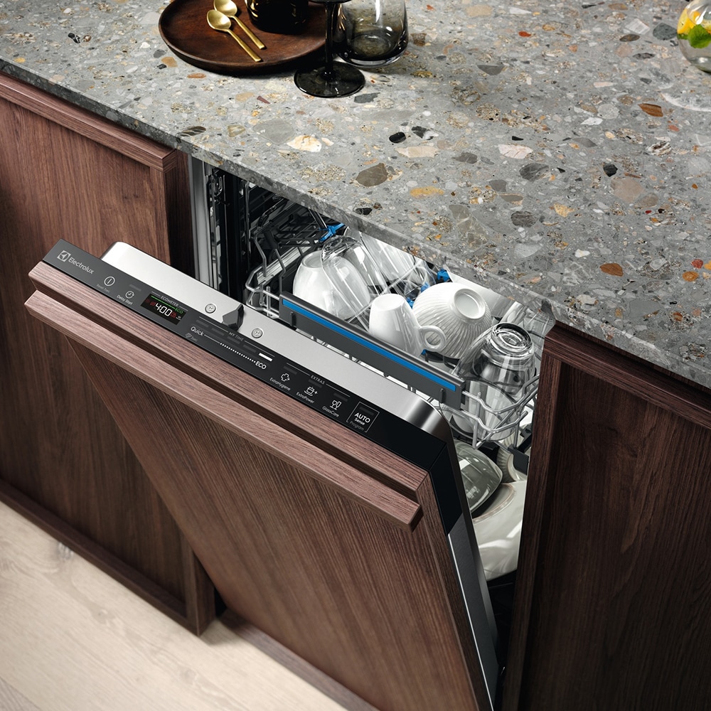 Masina de spalat vase incorporabila ELECTROLUX EEG62300L, 9 seturi, 8 programe, Clasa D, panou comanda negru