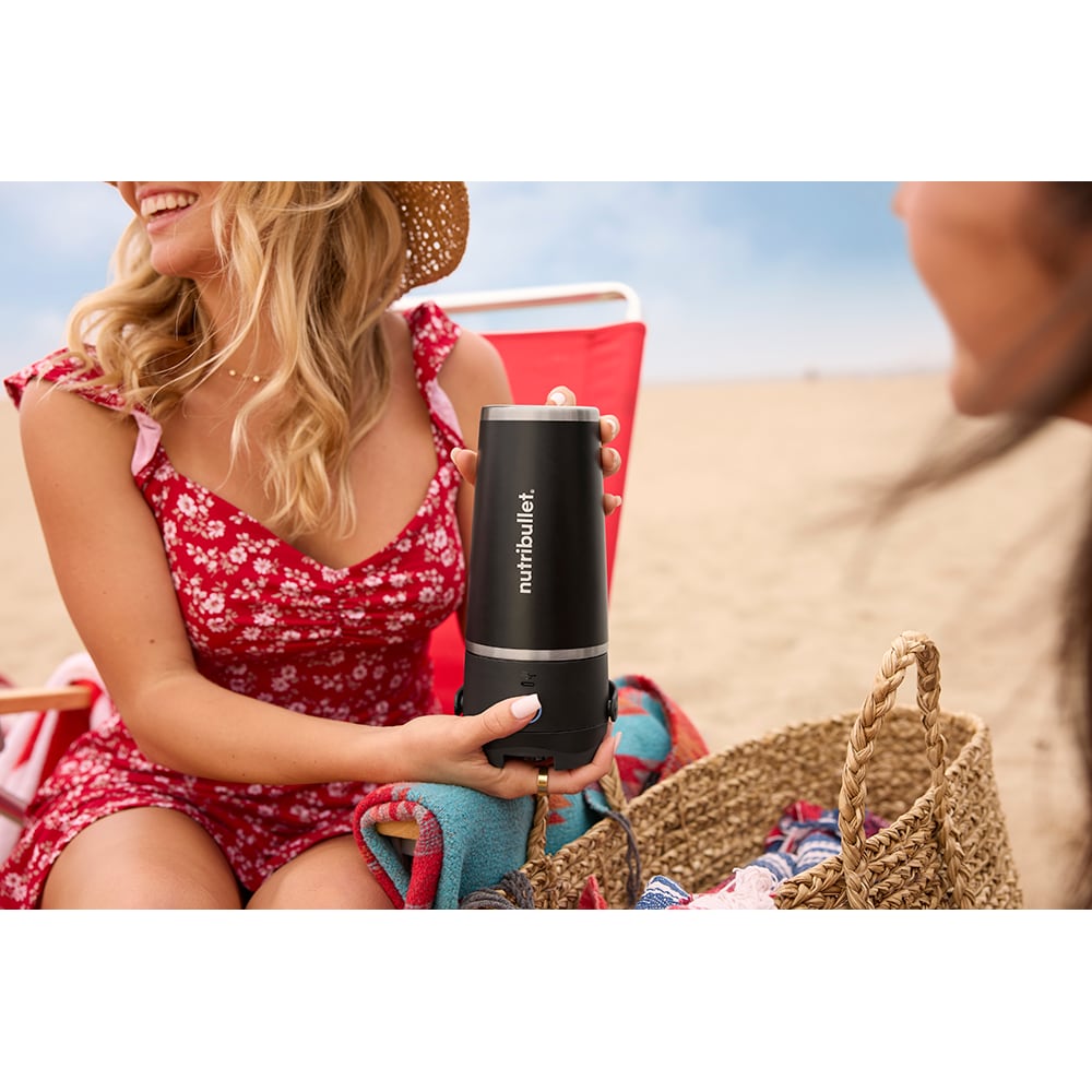 Blender portabil NUTRIBULLET NBP016B, 0.59l, 1 treapta viteza, USB-C, negru-argintiu
