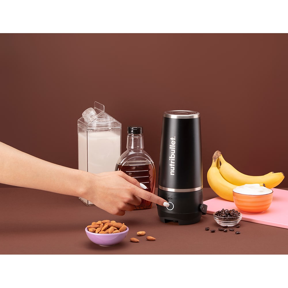 Blender portabil NUTRIBULLET NBP016B, 0.59l, 1 treapta viteza, USB-C, negru-argintiu