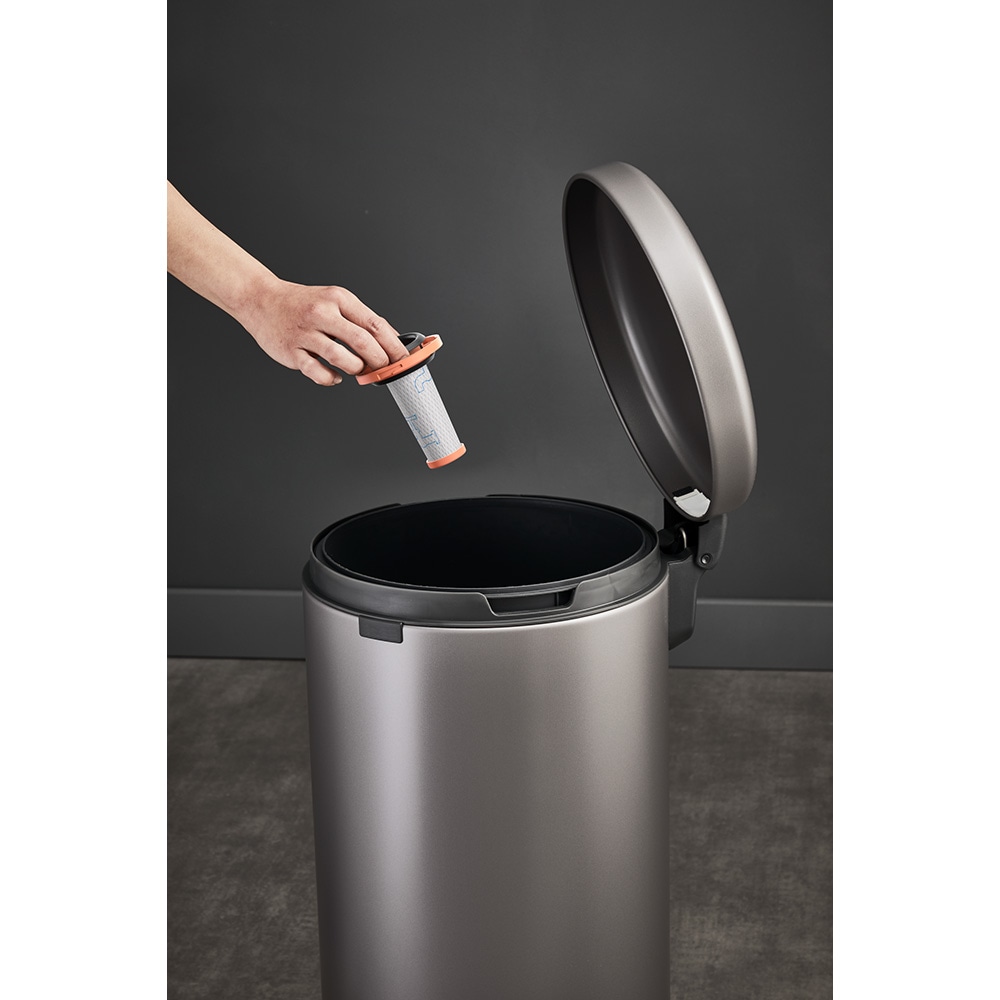 Aspirator vertical ROWENTA X-Pert 7.6 RH6A35WO, 0.44l, 18.5V, autonomie max 45 min, violet-negru