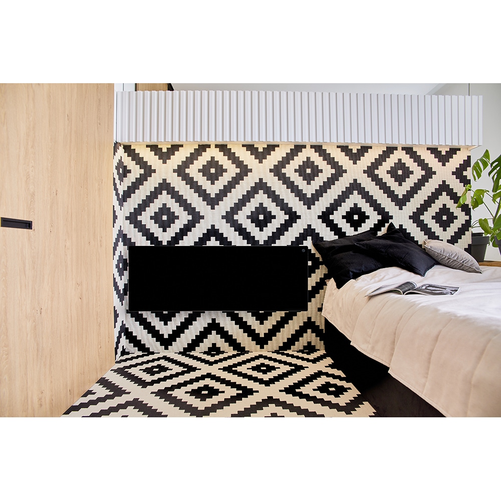 Convector electric de podea/perete AENO AGH0002S, 700W, Wi-Fi, Infrarosu, negru