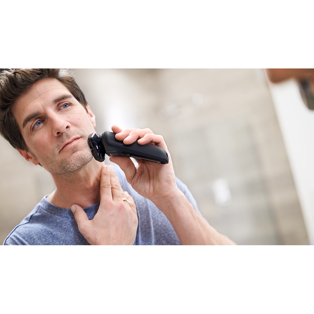 Aparat de ras PHILIPS Shaver Series 5000 S5885/10, acumulator, autonomie 60 min, SkinIQ, negru