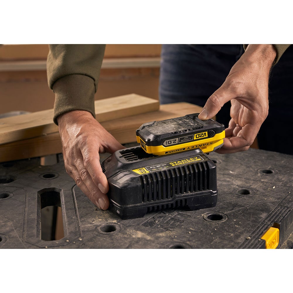 Set incarcator si acumulator pentru scule electrice STANLEY FatMax V20, 18V, 2 x 2.0Ah, Li-Ion
