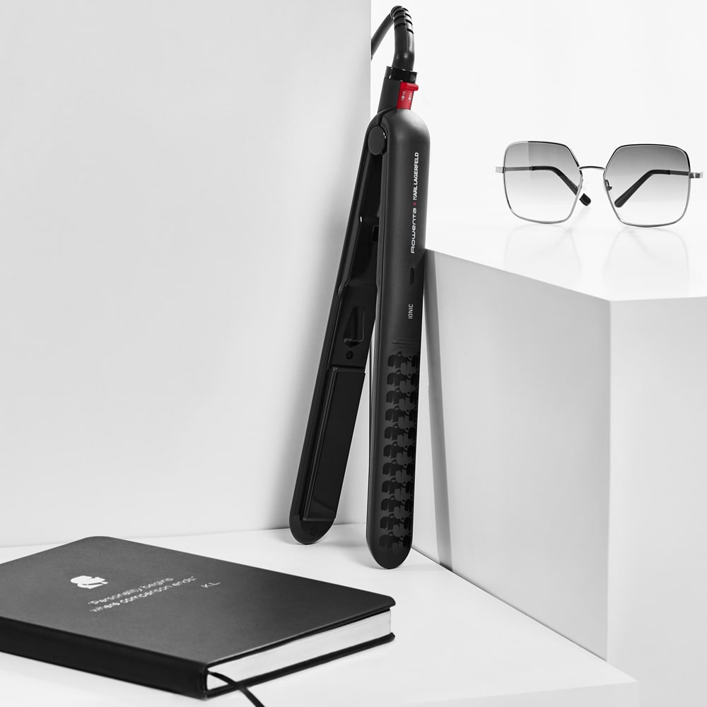 Placa de indreptat parul ROWENTA Karl Lagerfeld SF323LF0, 230 grade, invelis ceramic, negru