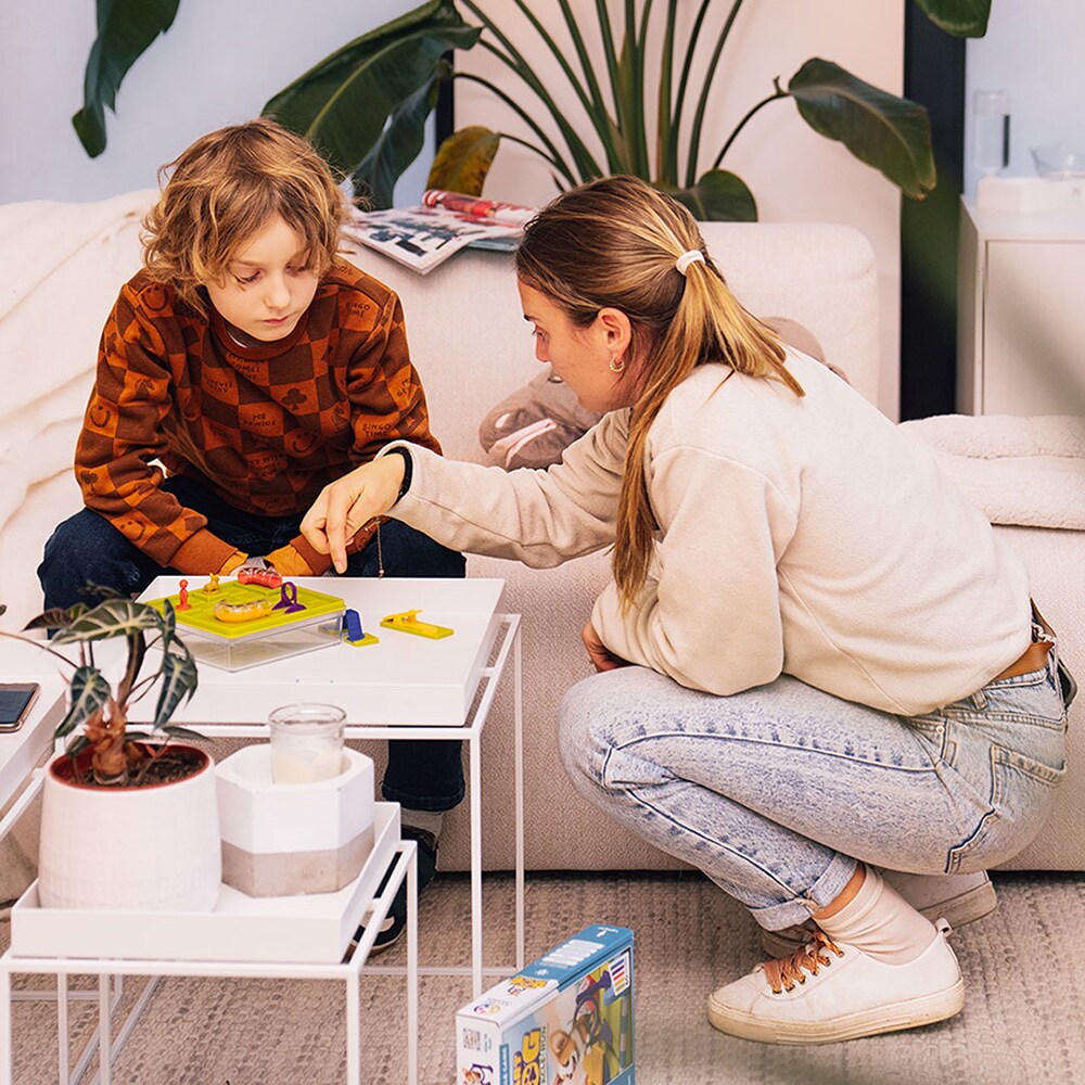 Joc de societate SMART GAMES Smart Dog SG451RO, 7 ani+, 1 jucator