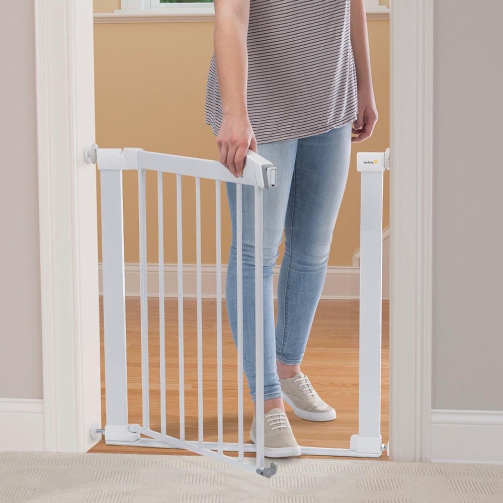 Poarta de siguranta SAFETY 1ST Flat Step 2443431002, alb