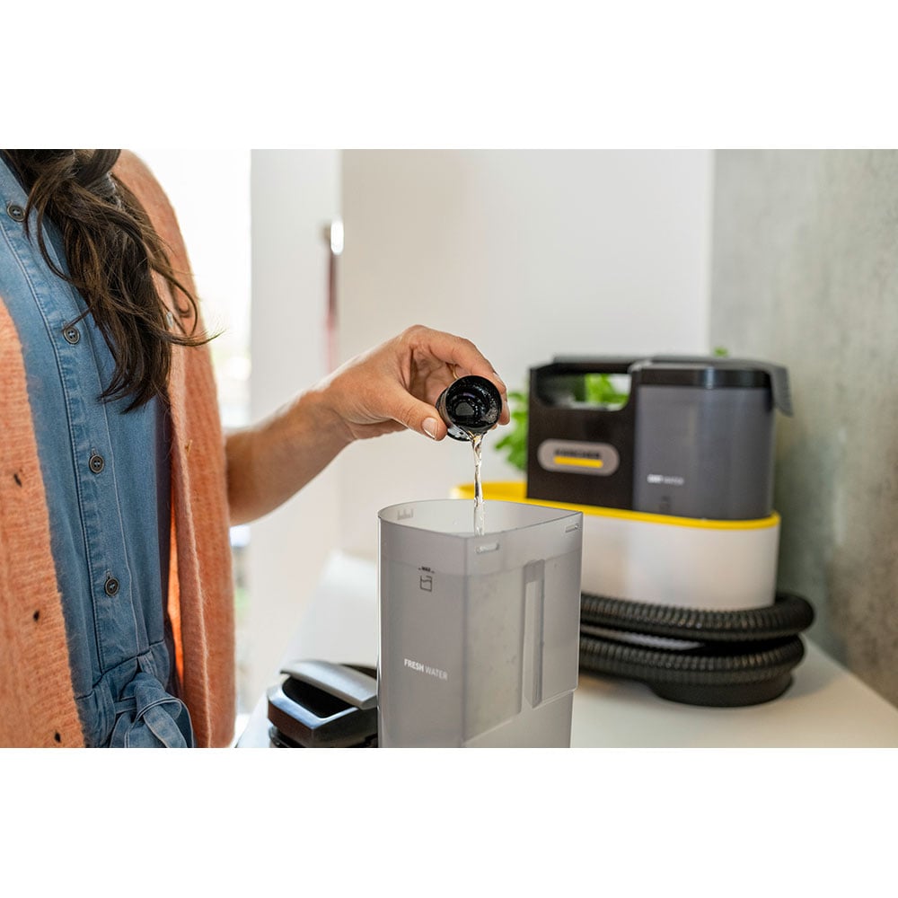 Aspirator cu spalare KARCHER Spot Cleaner SE 2 10814100, 0.8l, 450W, galben-alb