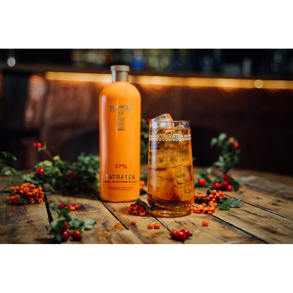 Lichior Tatratea Rosehip & Sea Buckthorn Tea, 0.7L