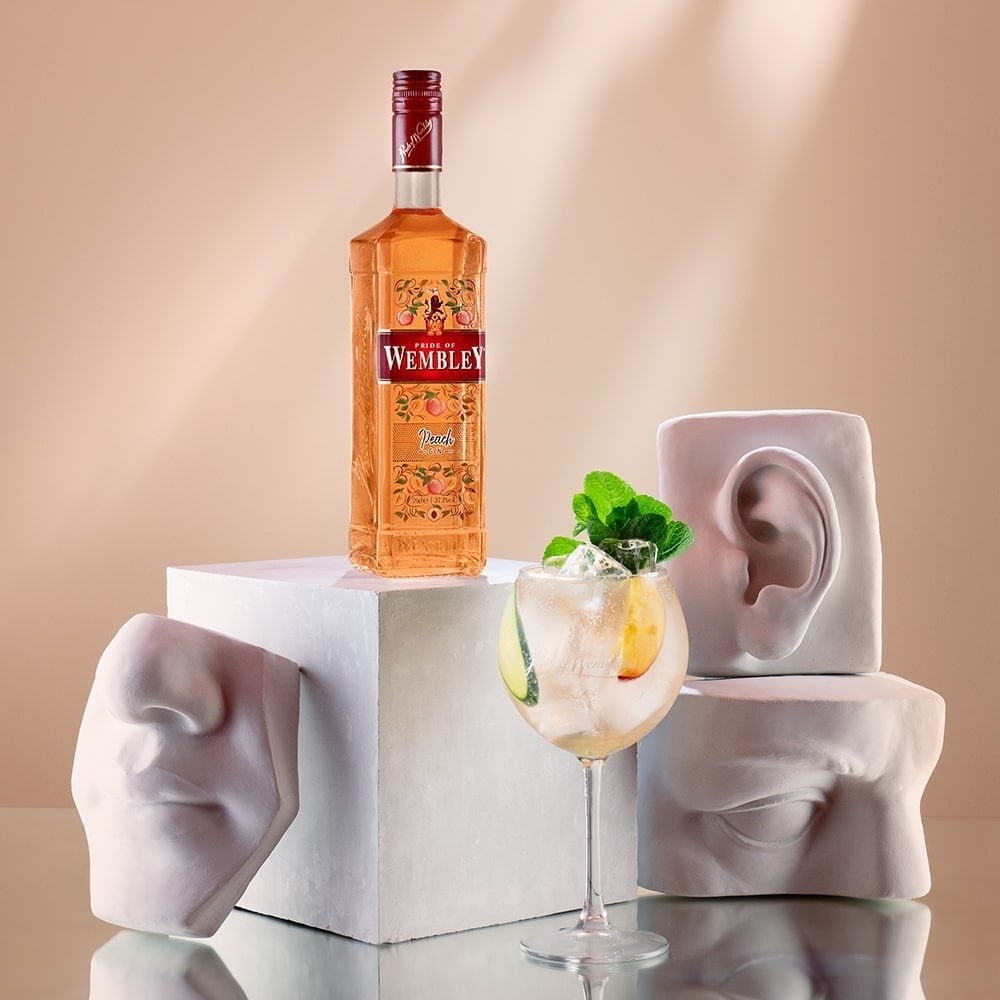 Gin Wembley Peach, 0.7L