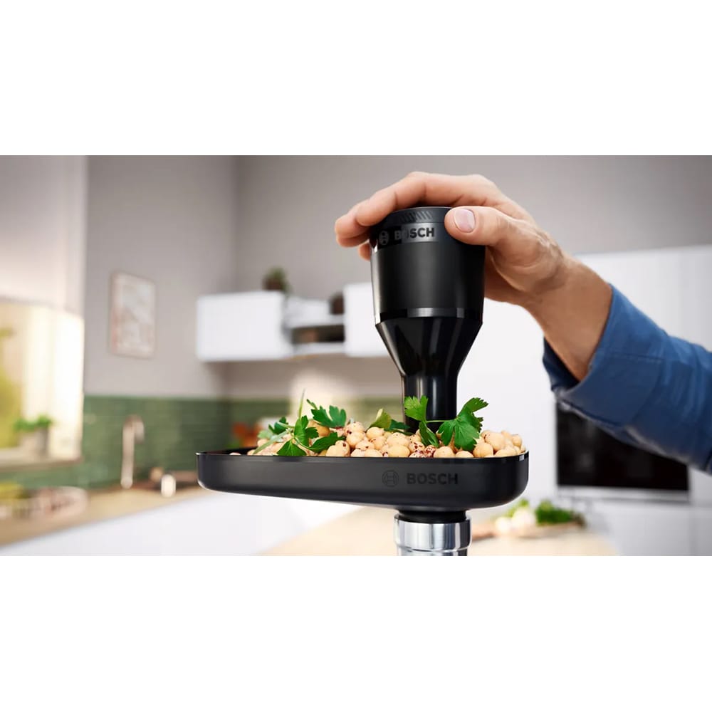 Masina de tocat carne BOSCH MFWS420W, 2.5kg/min, 1900W, accesoriu carnati/kebbe, alb-negru
