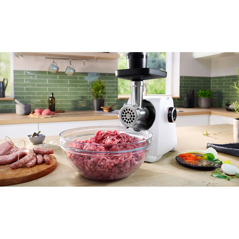 Masina de tocat carne BOSCH Seria 6 MultiPower MFWS607W, 3.5kg/min, 2100W, accesoriu carnati, alb-negru