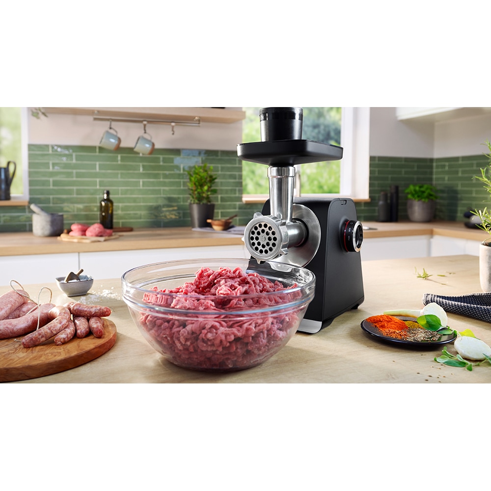 Masina de tocat carne BOSCH Seria 6 MultiPower MFWS660B, 3.5kg/min, 2100W, accesoriu carnati/strorcator fructe, negru-argintiu