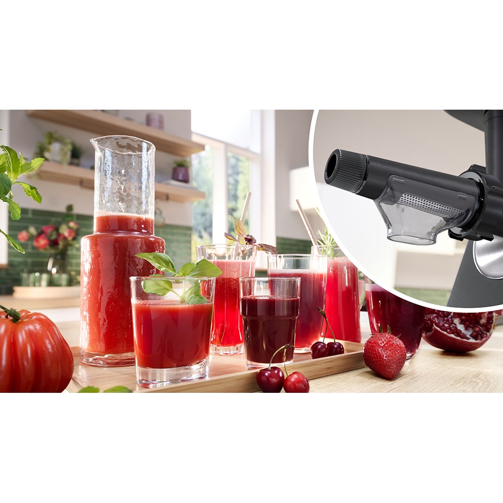 Masina de tocat carne BOSCH ProPower MFWS682B, 3.5kg/min, 2100W, accesoriu carnati/fursecuri/storcator citrice, negru-argintiu