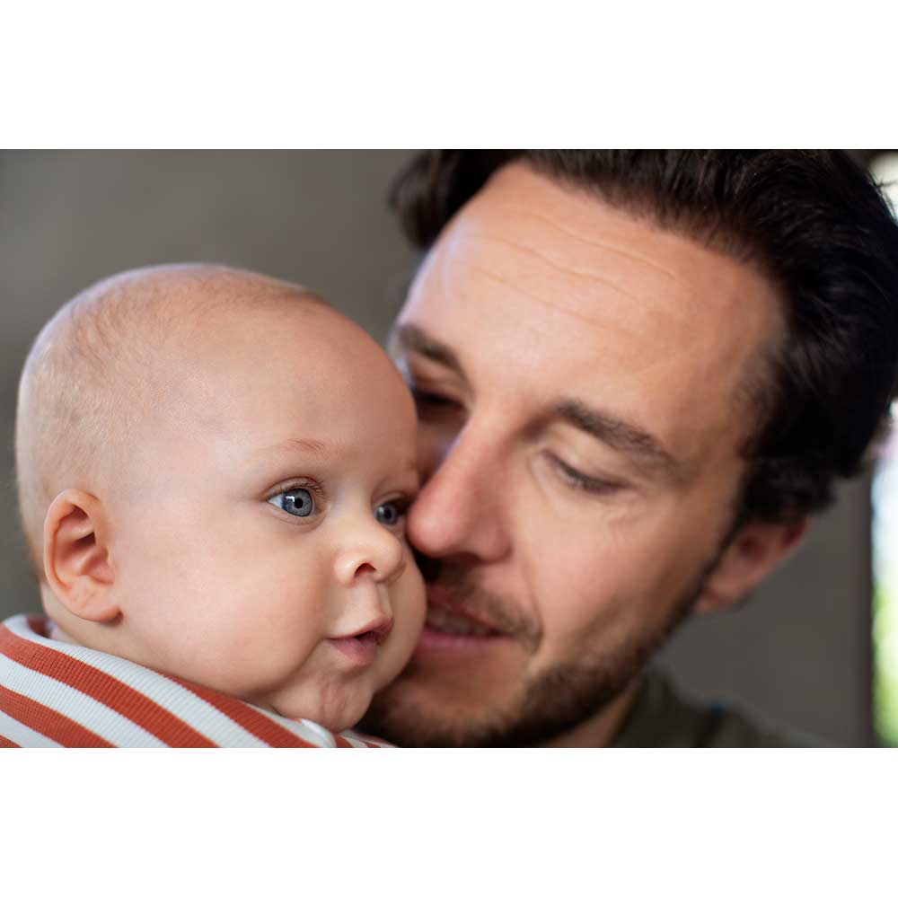 Biberon cu dispozitiv anticolici PHILIPS AVENT Natural Response AirFree SCY670/01, flux nou-nascut, 0 luni+, 125ml, alb-verde
