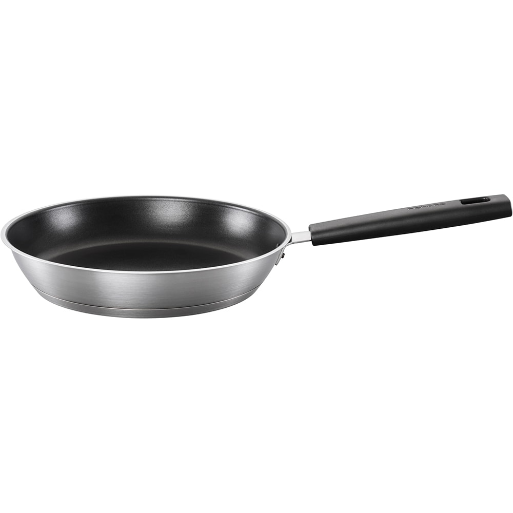 Tigaie FISKARS Hard face, 26 cm, otel inoxidabil, crom