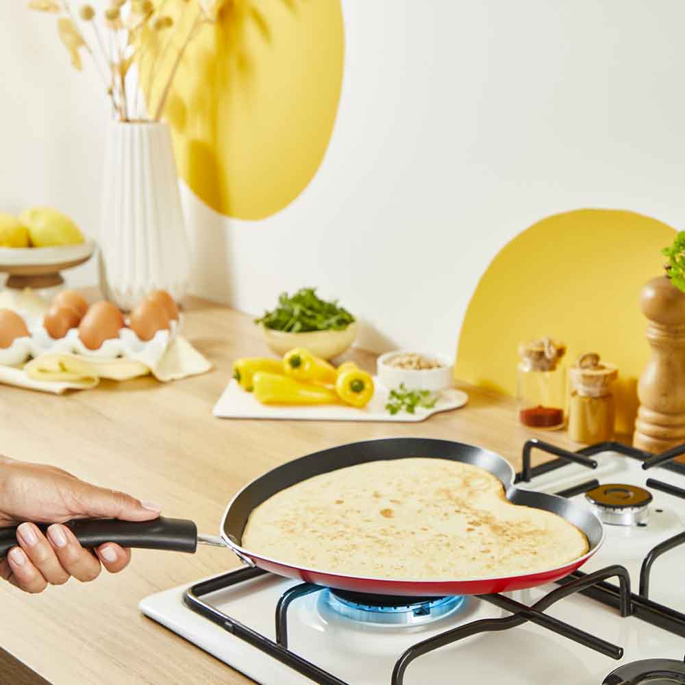 Tigaie clatite TEFAL Inima B0141002, 25 cm, aluminiu, Thermo-Signal, invelis antiaderent, rosu