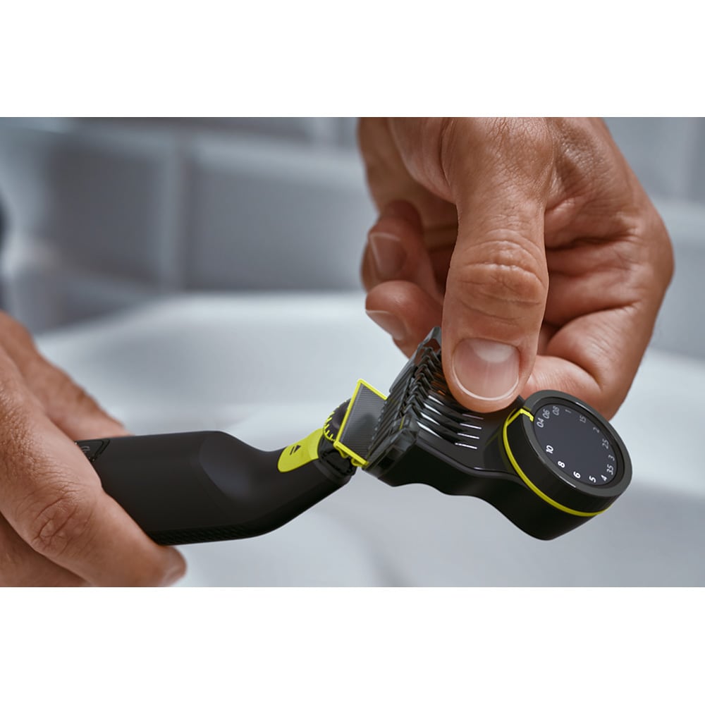 Aparat hibrid de barbierit, tuns barba si parul corporal PHILIPS OneBlade Pro QP6542/15, acumulator, 90 min autonomie, negru