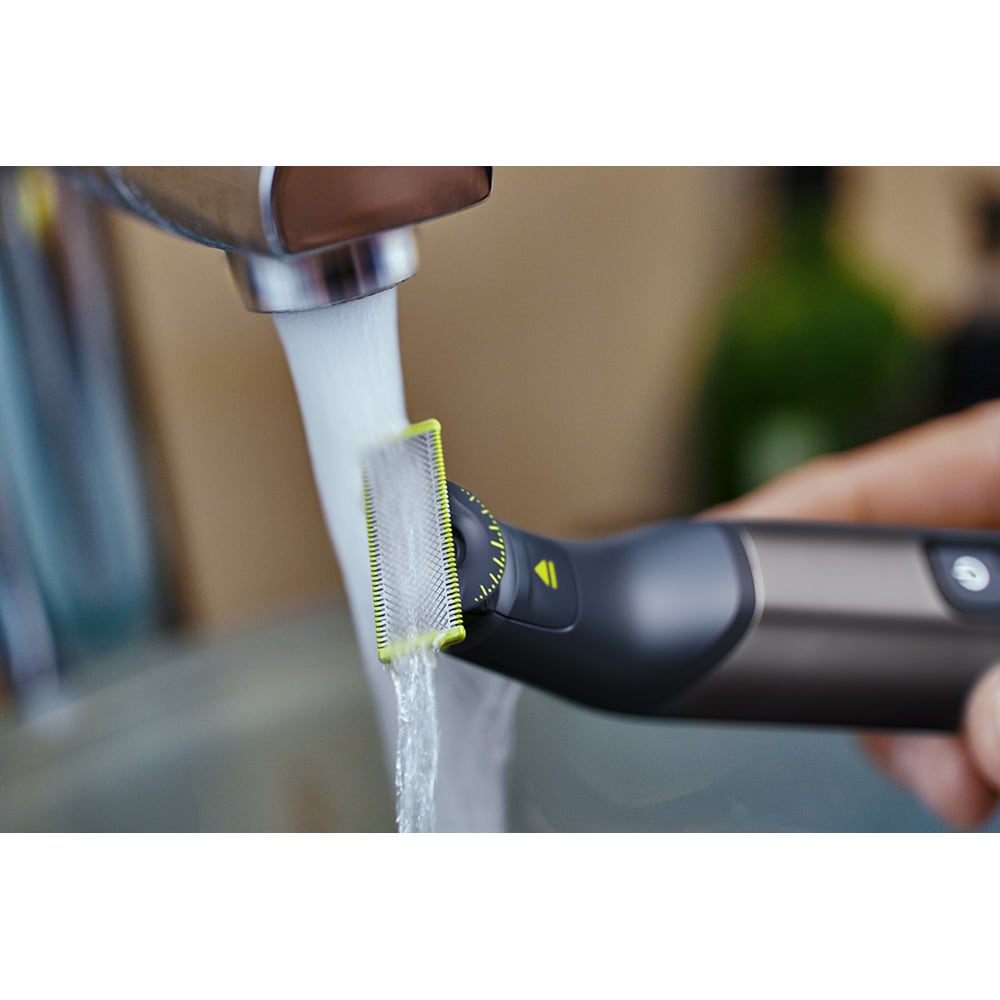 Aparat hibrid de barbierit, tuns barba si parul corporal PHILIPS OneBlade Pro QP6552/15, acumulator, 120 min autonomie, negru
