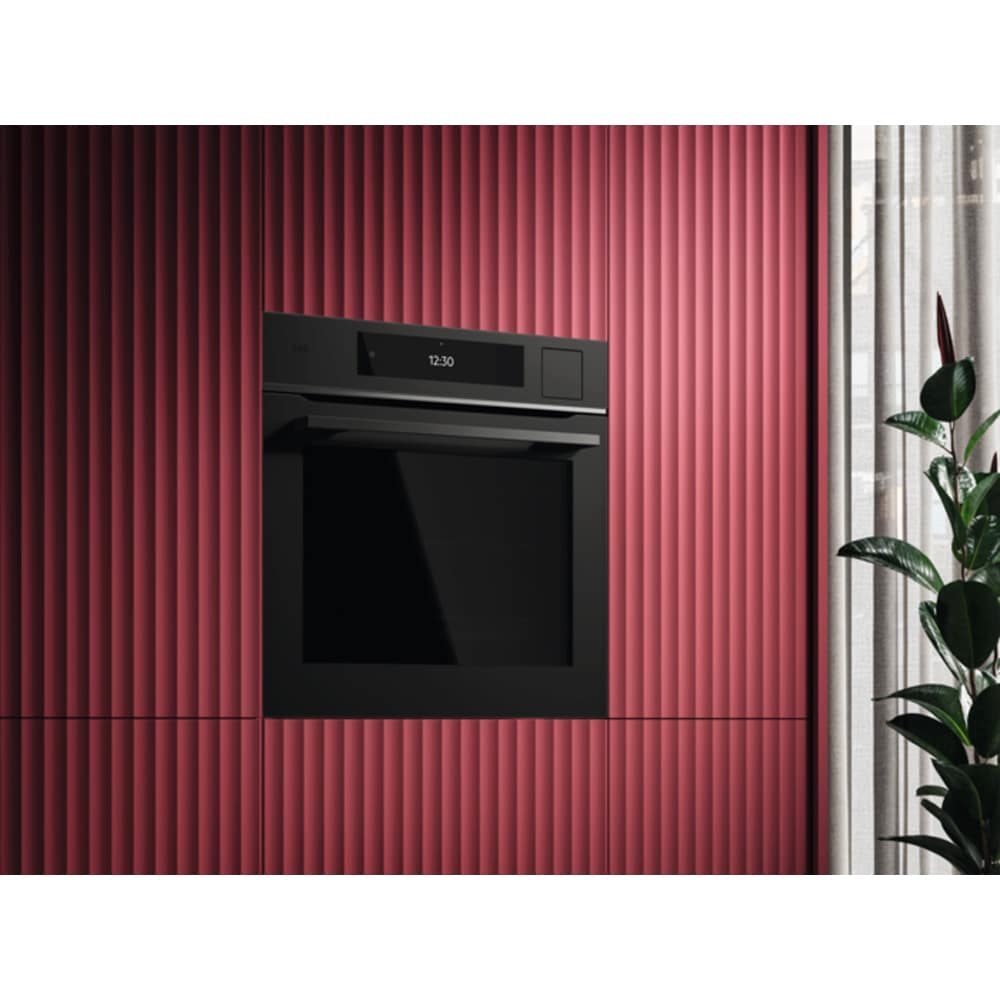 Cuptor incorporabil AEG TP9SB831AT, Electric, SteamPro, Autocuratare cu abur, 70 l, Clasa A++, Wi-Fi, negru