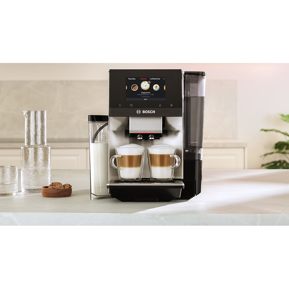 Espressor automat BOSCH Seria 8 VeroCafe TQE80703, 2.4l, 1500W, 19bar, negru