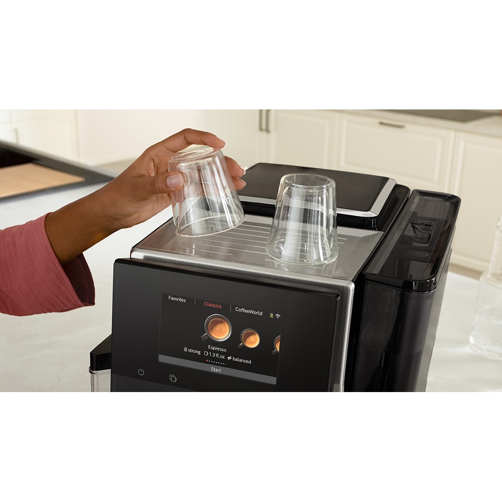 Espressor automat BOSCH Seria 8 VeroCafe TQE80703, 2.4l, 1500W, 19bar, negru