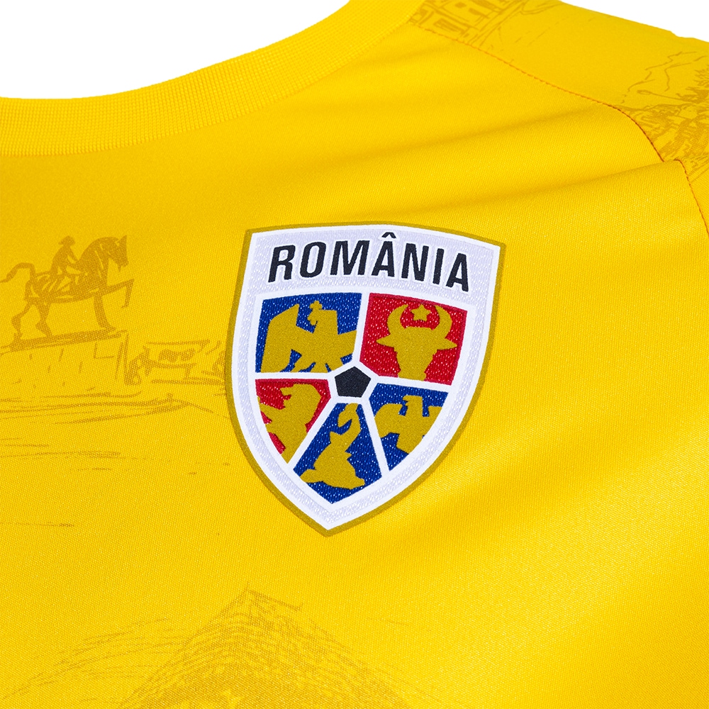 Tricou fotbal de incalzire JOMA Echipa Nationala de Fotbal a Romaniei 2025, marimea XL, galben