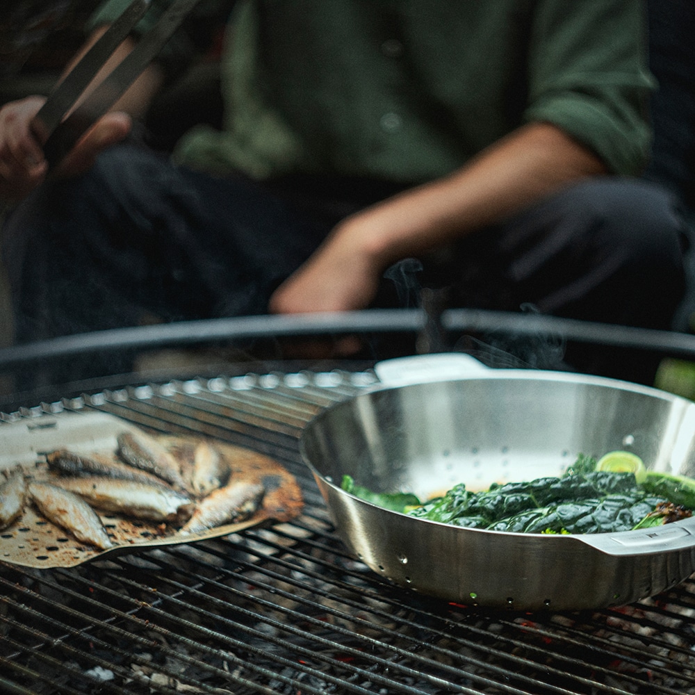 Steamer pentru grill FISKARS Norden, 30 cm, otel inoxidabil, argintiu