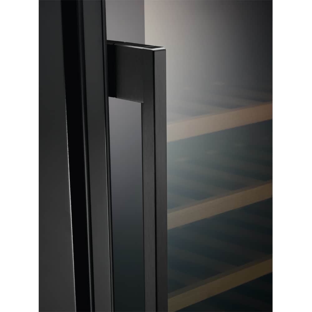 Racitor de vinuri incorporabil AEG AWUS052B5B, 52 sticle, H 82 cm, Clasa G