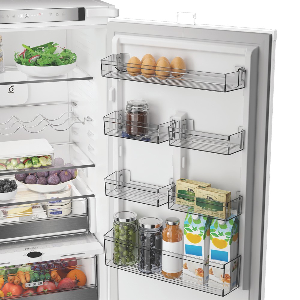 Combina frigorifica incorporabila WHIRLPOOL WHK2 5293 B5E, No Frost, 6th Sense, 270 l, H 177.5 cm, Clasa D