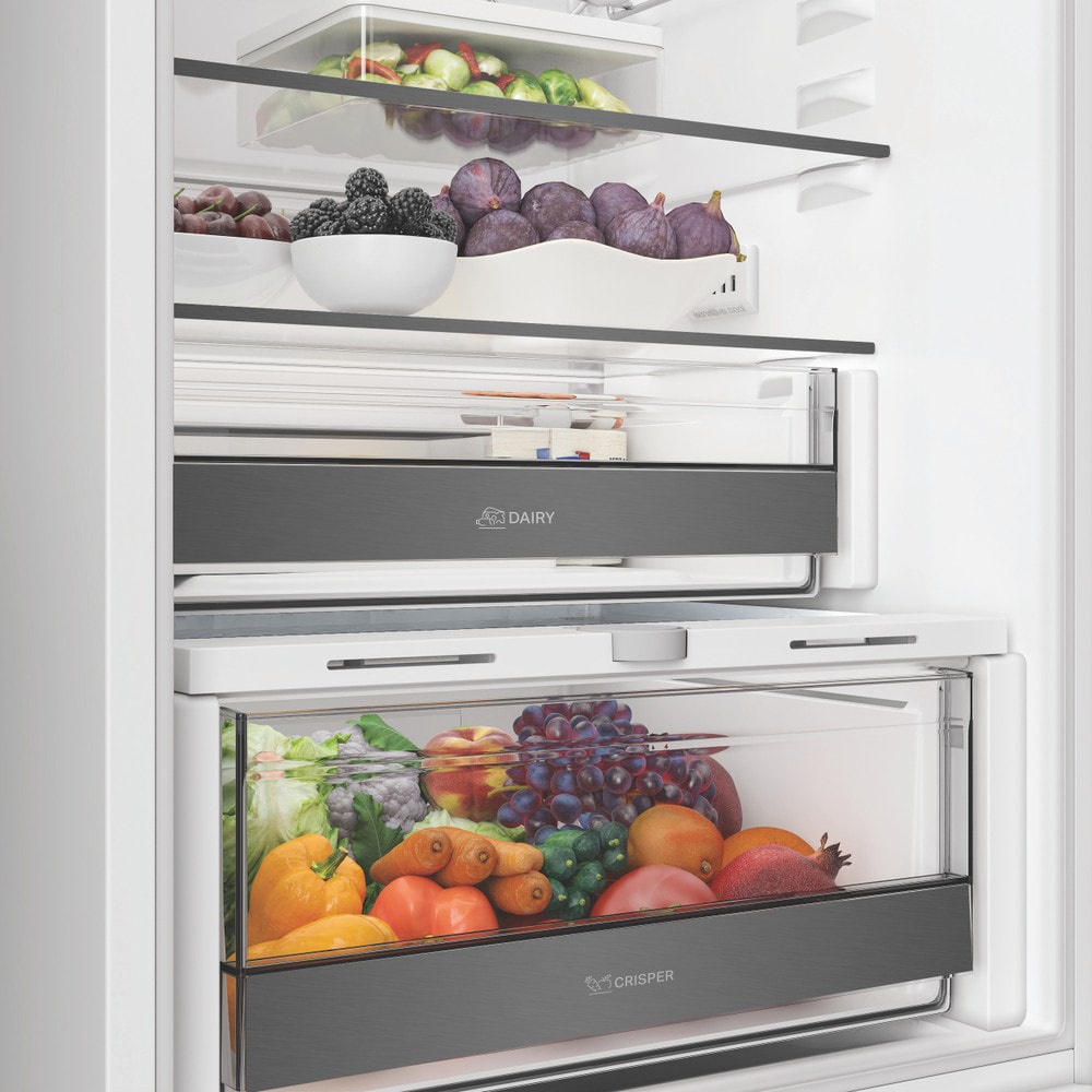 Combina frigorifica incorporabila WHIRLPOOL WHK2 5294 B6E, No Frost, 6th Sense, 270 l, H 177.5 cm, Clasa C