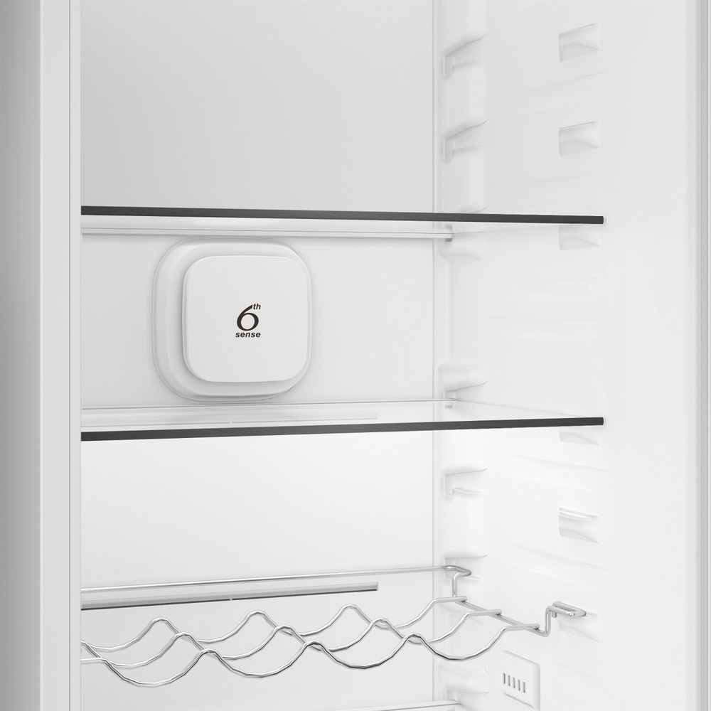 Combina frigorifica incorporabila WHIRLPOOL WHK2 5322 B4E, No Frost, 6th Sense, 300 l, H 193.5 cm, Clasa E