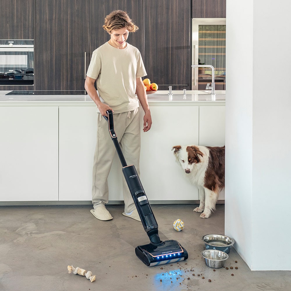 Aspirator vertical cu spalare ROWENTA X-Clean 7 GZ5736E0, 0.5l, 29.6V, autonomie max 50 min, negru