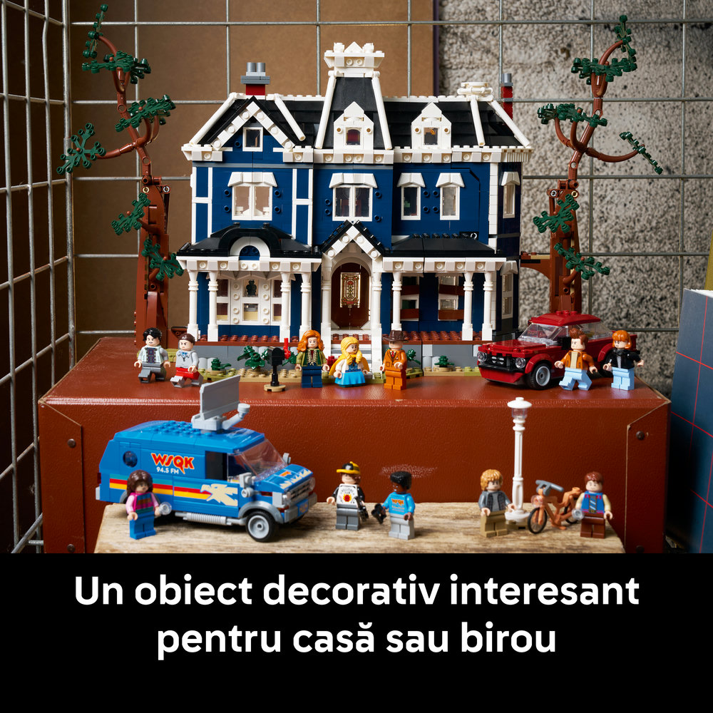 LEGO Icons: Stranger Things - Casa familiei Creel 11370, 18 ani+, 2593 piese
