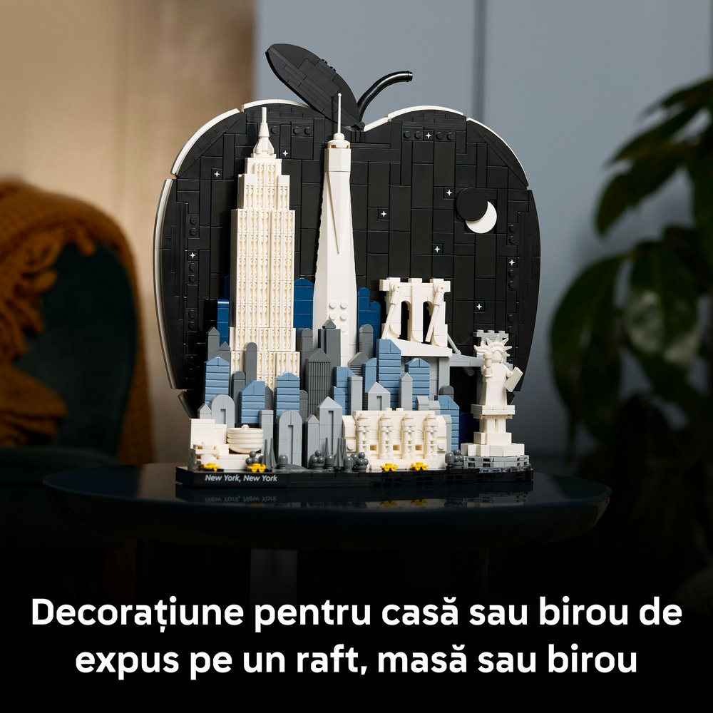 LEGO Architecture: New York City  The Big Apple 21066, 18 ani+, 1465 piese