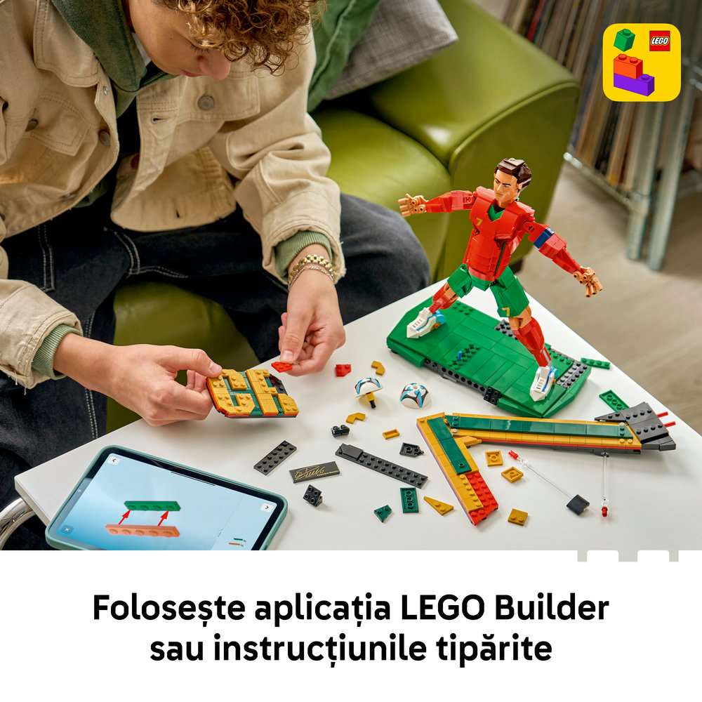 LEGO Editions: Cristiano Ronaldo  Legenda a fotbalului 43016, 12 ani+, 854 piese