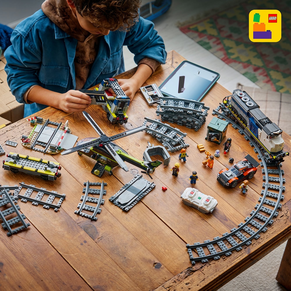 LEGO City: Jaf in trenul politiei 60508, 7 ani+, 1313 piese