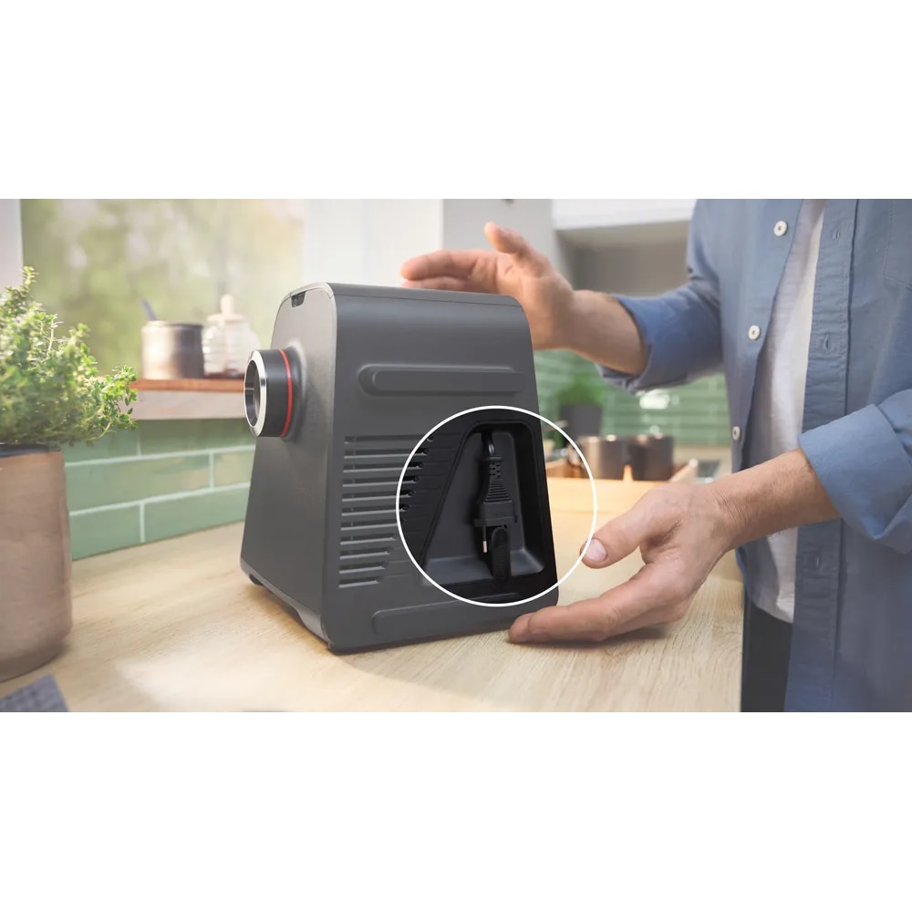 Masina de tocat carne BOSCH MultiPower Seria 4 MFWS435B, 2.5kg/min, 1900W, accesoriu carnati/storcator fructe, negru