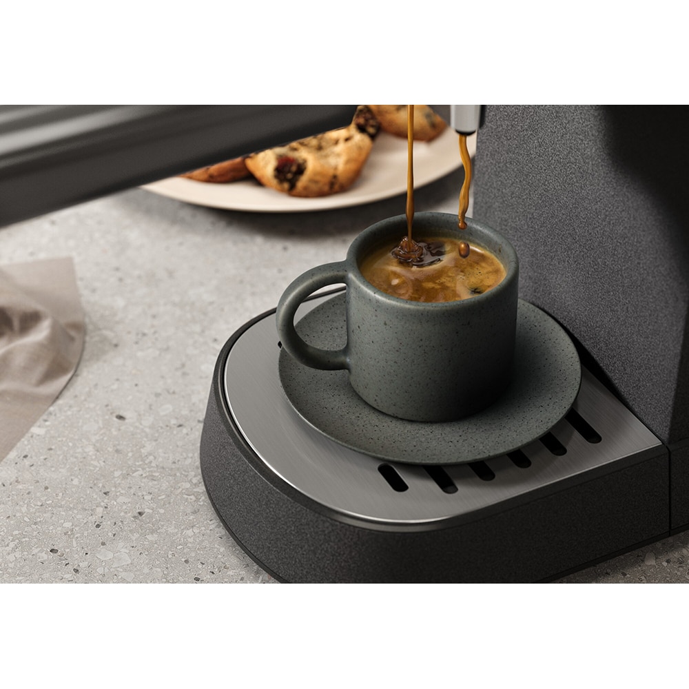 Espressor manual ELECTROLUX Explore 6 E6EC1-6ST, 1l, 1450W, 15 bar, sistemul Cappuccino, negru